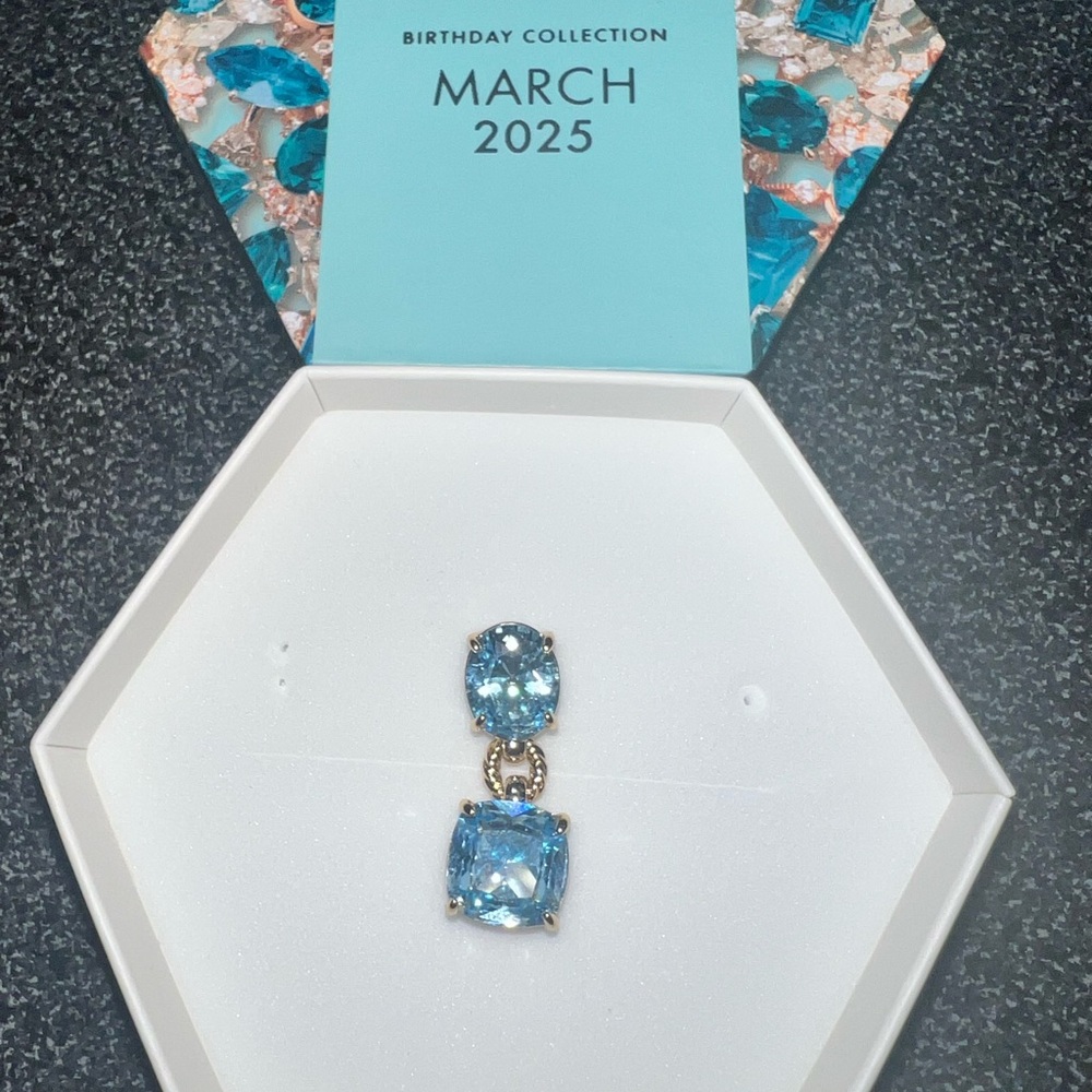 Ring bomb party March bday charm only gold plating.